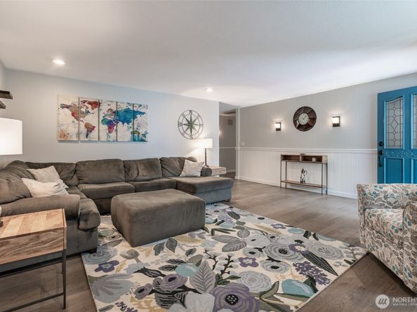 2656 168th Avenue NE, Bellevue WA 98008