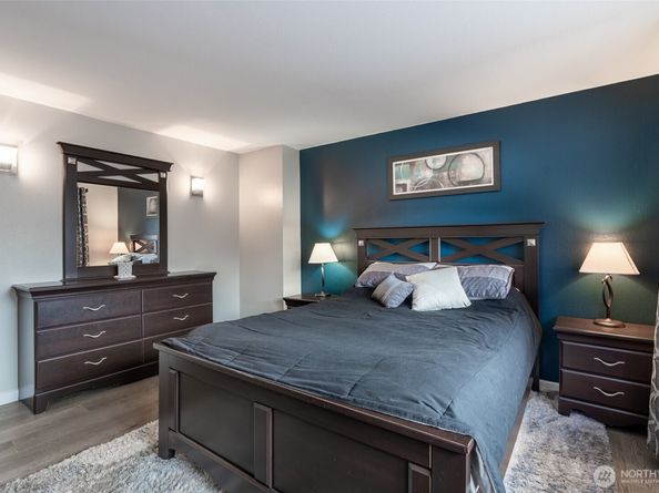 2656 168th Avenue NE, Bellevue WA 98008