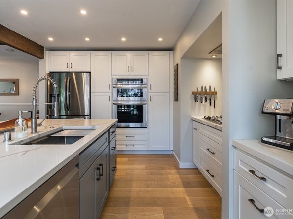 2656 168th Avenue NE, Bellevue WA 98008