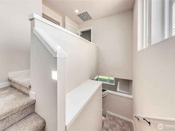 5077 NW Cedarside Loop, Silverdale WA 98383