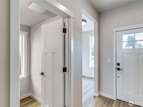 5077 NW Cedarside Loop, Silverdale WA 98383
