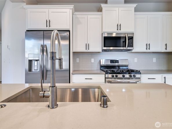 5077 NW Cedarside Loop, Silverdale WA 98383