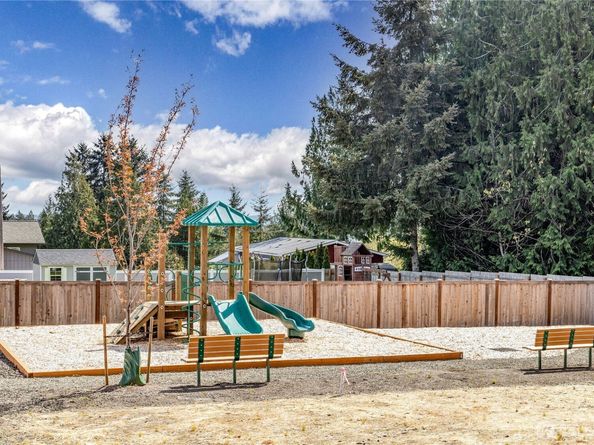 5077 NW Cedarside Loop, Silverdale WA 98383