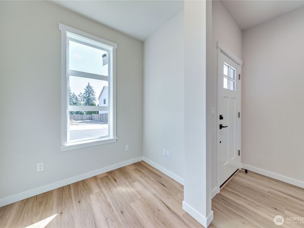 5077 NW Cedarside Loop, Silverdale WA 98383
