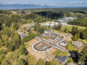 5077 NW Cedarside Loop, Silverdale WA 98383