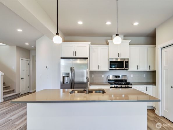 5077 NW Cedarside Loop, Silverdale WA 98383