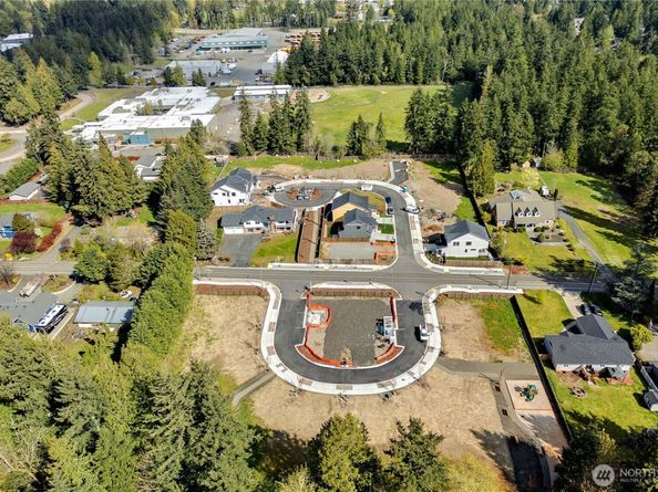 5077 NW Cedarside Loop, Silverdale WA 98383