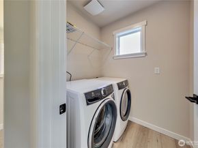 5077 NW Cedarside Loop, Silverdale WA 98383