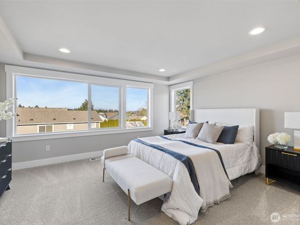 1026 168th Street SW, Lynnwood WA 98037