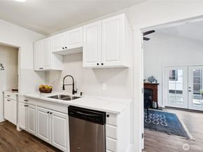 817 SW 158th Street, Burien WA 98166