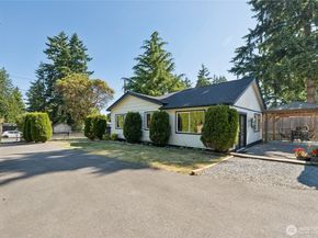 817 SW 158th Street, Burien WA 98166