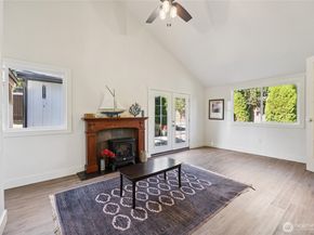 817 SW 158th Street, Burien WA 98166