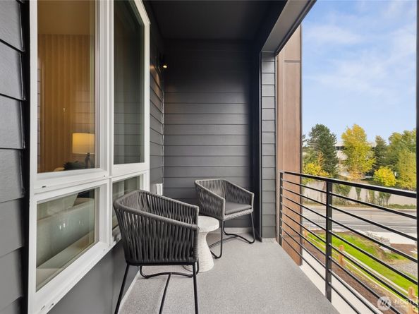 12237 137th Place NE 2806, Redmond WA 98052