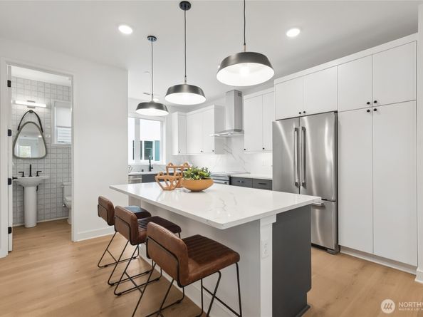12237 137th Place NE 2806, Redmond WA 98052