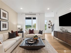 12237 137th Place NE 2806, Redmond WA 98052