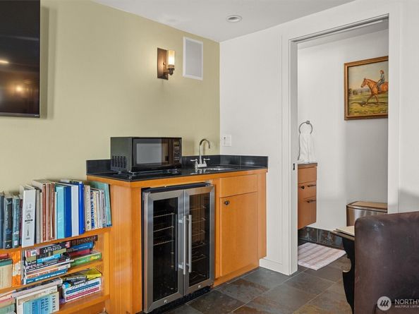 3309 W Thurman Street, Seattle WA 98199