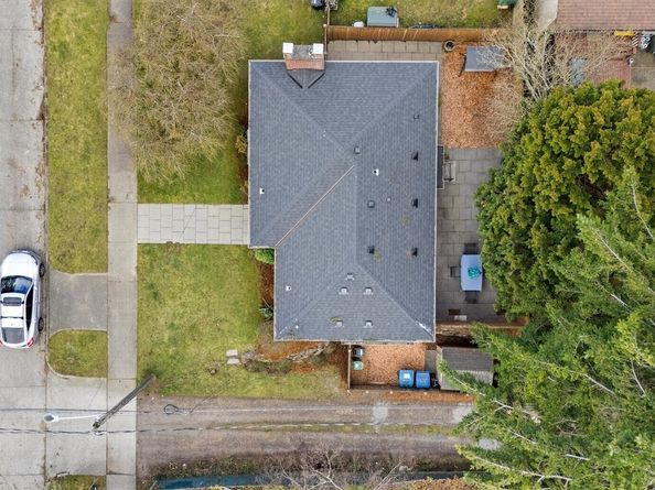 3309 W Thurman Street, Seattle WA 98199
