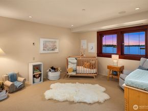 415 Shoreland Drive SE, Bellevue WA 98004