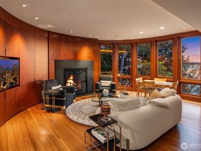415 Shoreland Drive SE, Bellevue WA 98004