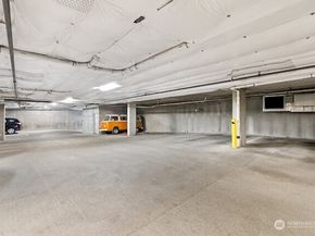 12334 31st Avenue NE 305, Seattle WA 98125
