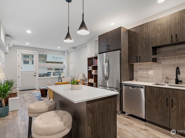 1620 S Lane E, Seattle WA 98144