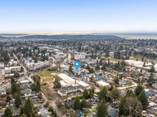 9223 A 14th Avenue NW, Seattle WA 98117