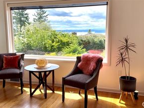 6921 39th Avenue SW, Seattle WA 98136