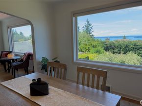 6921 39th Avenue SW, Seattle WA 98136