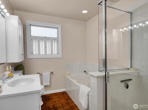 6921 39th Avenue SW, Seattle WA 98136
