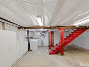 119 1/2 Main Street, Renton WA 98057