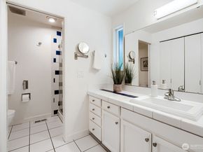 15301 SE 48th Drive, Bellevue WA 98006