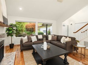 9004 NE 170th Street, Kenmore WA 98028