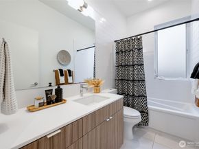 2251 14th Avenue W C, Seattle WA 98119
