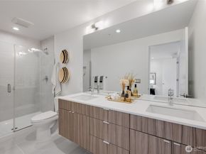 2251 14th Avenue W C, Seattle WA 98119