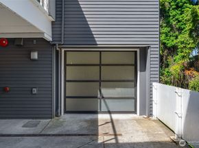 2251 14th Avenue W C, Seattle WA 98119