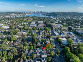 1410 B N 47th Street, Seattle WA 98103