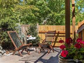 1618 NE 80th Street, Seattle WA 98115