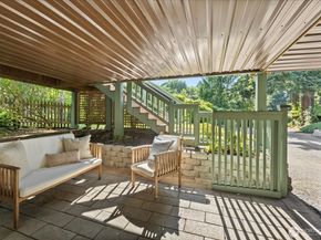 1051 2nd Avenue S, Edmonds WA 98020