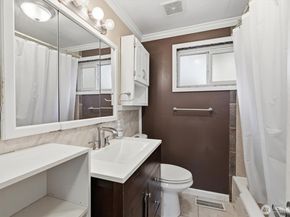 824 S 146th Street, Burien WA 98168