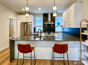 6947 42nd Avenue S, Seattle WA 98118