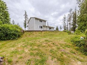 8025 W Wildcat Lake Road, Bremerton WA 98312