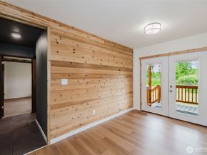8025 W Wildcat Lake Road, Bremerton WA 98312