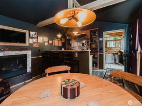 8025 W Wildcat Lake Road, Bremerton WA 98312
