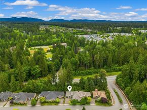 24253 NE Vine Maple Way, Redmond WA 98053