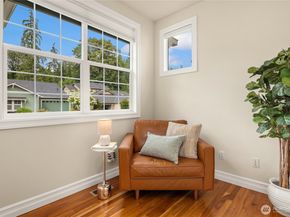 24253 NE Vine Maple Way, Redmond WA 98053