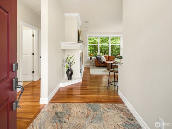 24253 NE Vine Maple Way, Redmond WA 98053