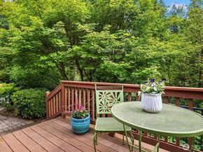 24253 NE Vine Maple Way, Redmond WA 98053
