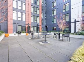 1085 103rd Avenue NE 204, Bellevue WA 98004