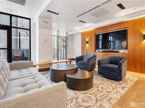 1085 103rd Avenue NE 204, Bellevue WA 98004