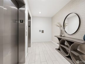 1085 103rd Avenue NE 204, Bellevue WA 98004